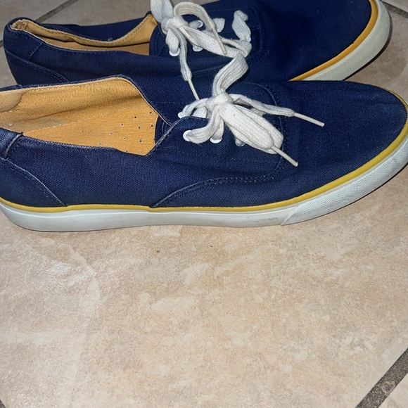 Rockport sneakers - size 9.5M - Picture 4 of 6